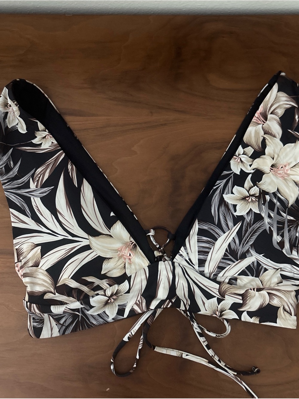 Reversible lace up bikini top floral black and brown